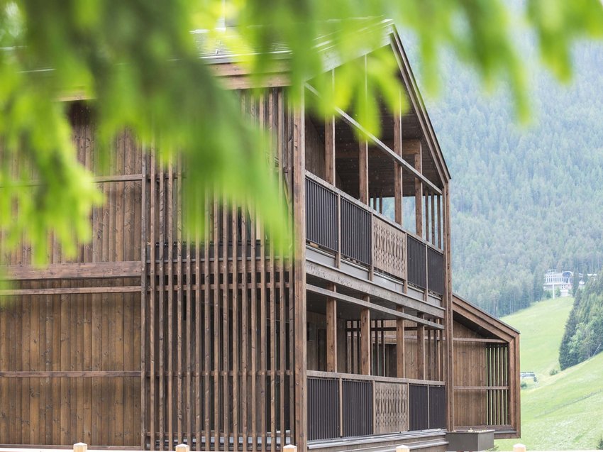 Eigentumswohnung vom Bauträger kaufen in Südtirol Natürliche Materialien